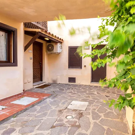 Csc - 5 - Baia De Bahas By Interhome *