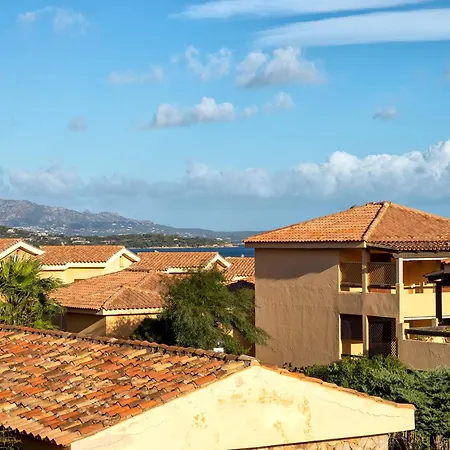 Csc - 5 - Baia De Bahas By Interhome Апартаменты *