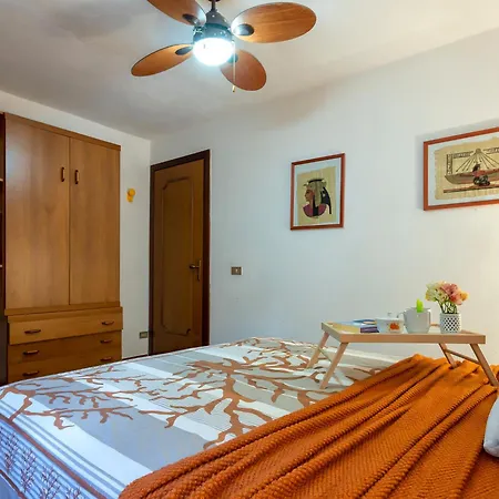 Csc - 5 - Baia De Bahas By Interhome *